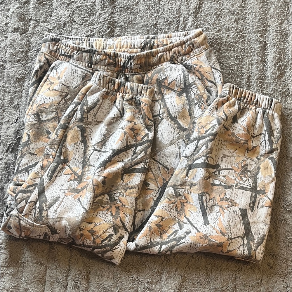 Boys Camouflage Print Joggers | XL (14)